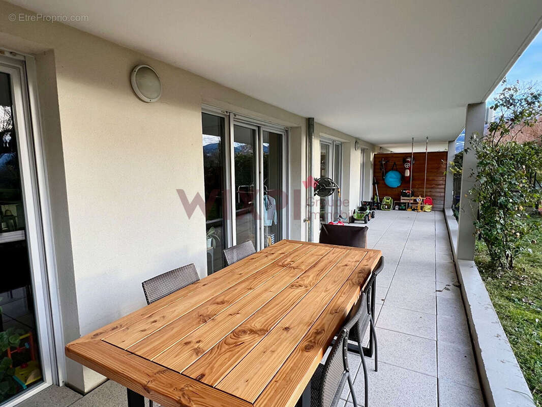 Appartement à SAINT-ISMIER