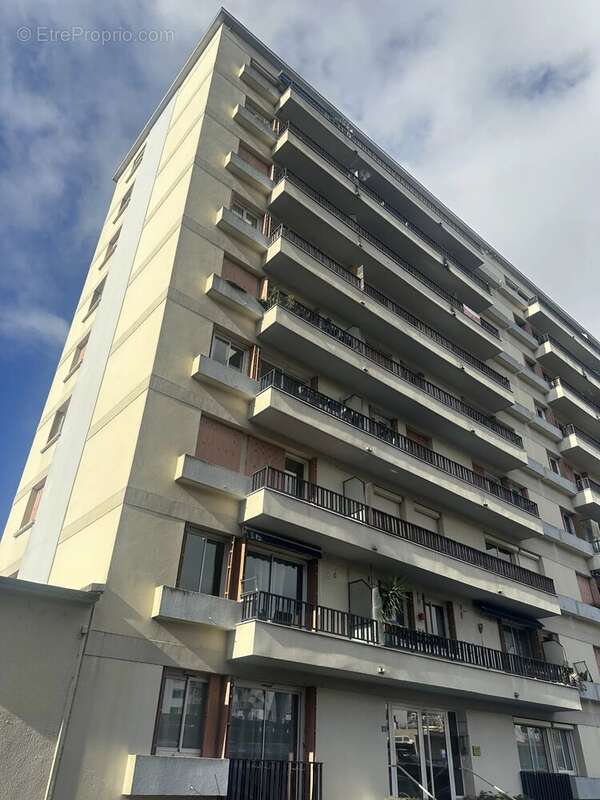 Appartement à SAINT-EGREVE