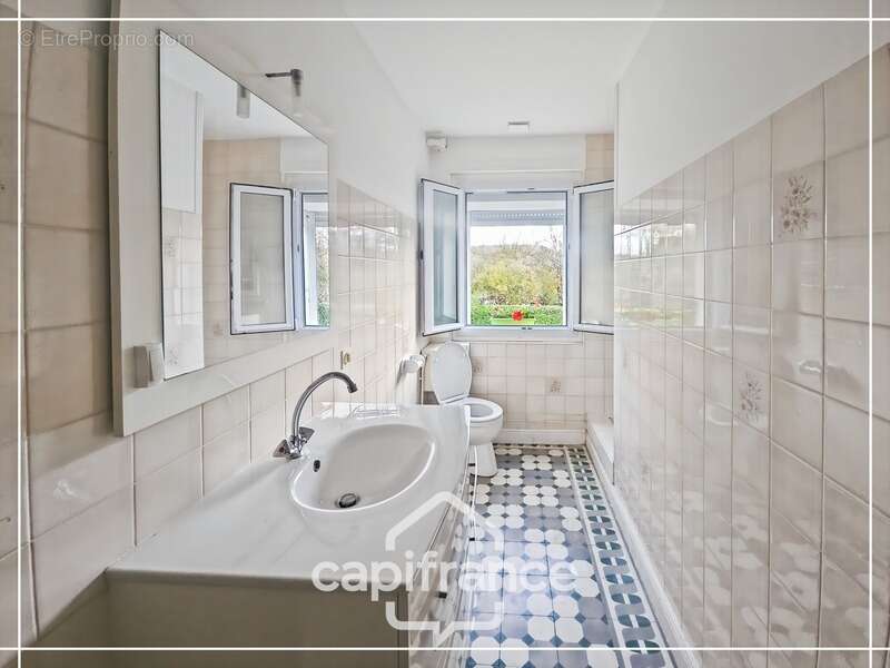 Maison à CASTELCULIER