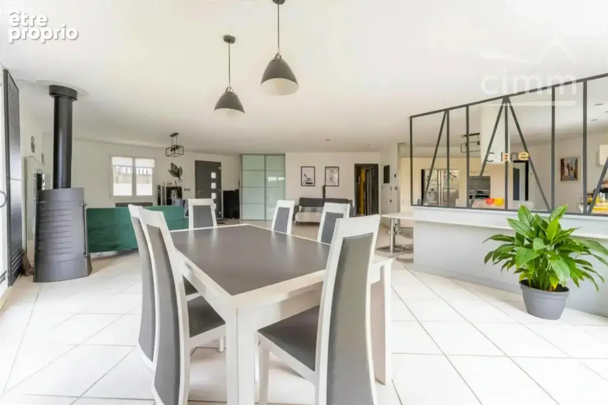 Maison familiale T9 avec piscine - photo 6