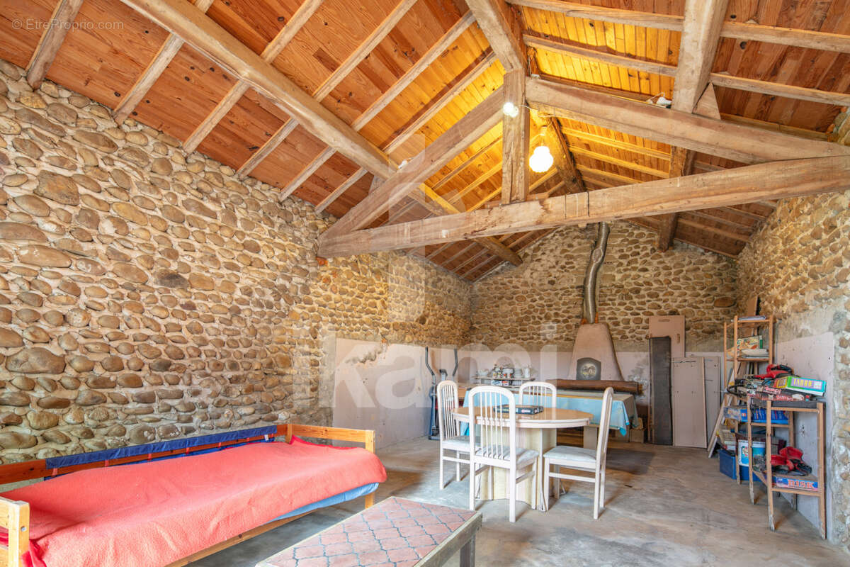 Maison à HAUTERIVES