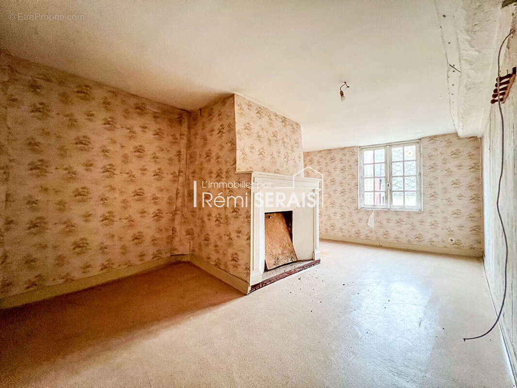 Maison à BELLOU-EN-HOULME