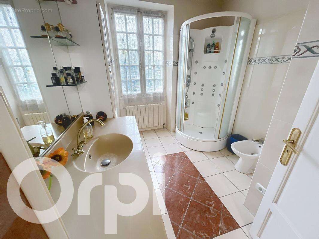 Maison à BRIVE-LA-GAILLARDE