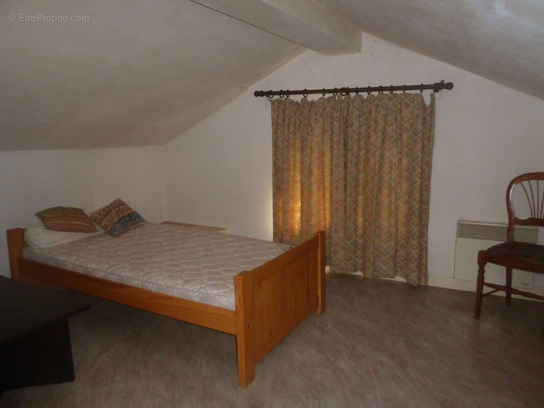 Maison à PUY-L'EVEQUE