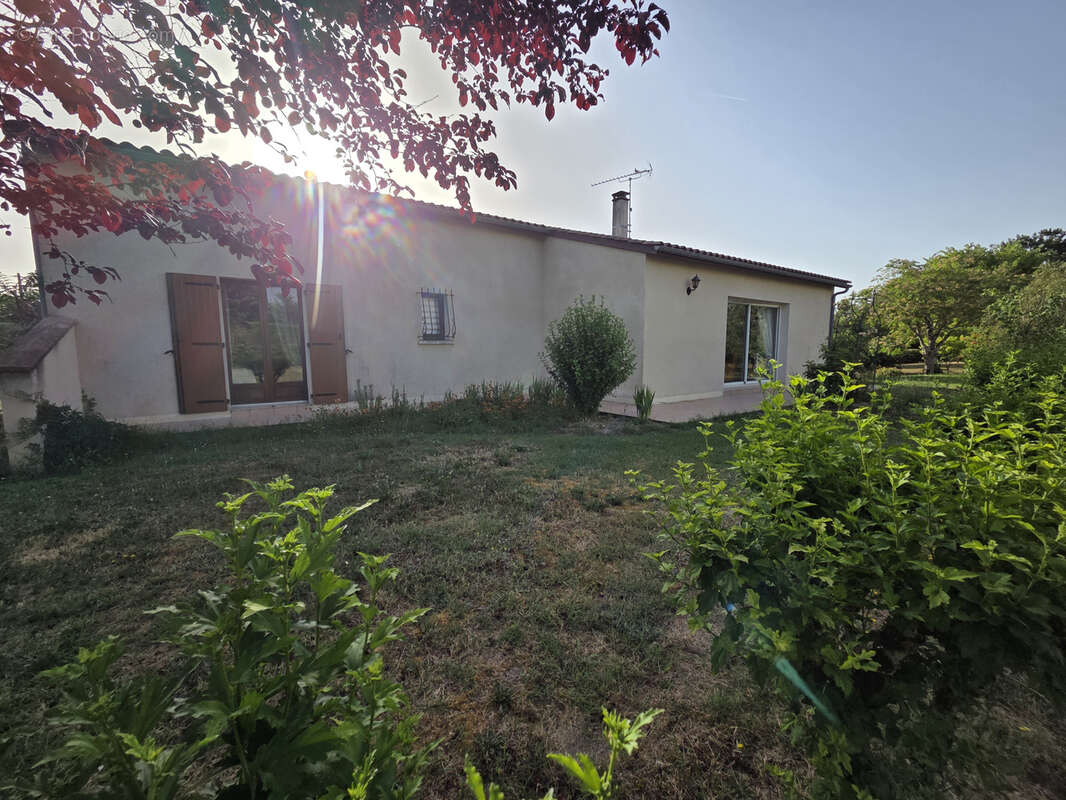 Maison à CASTILLONNES