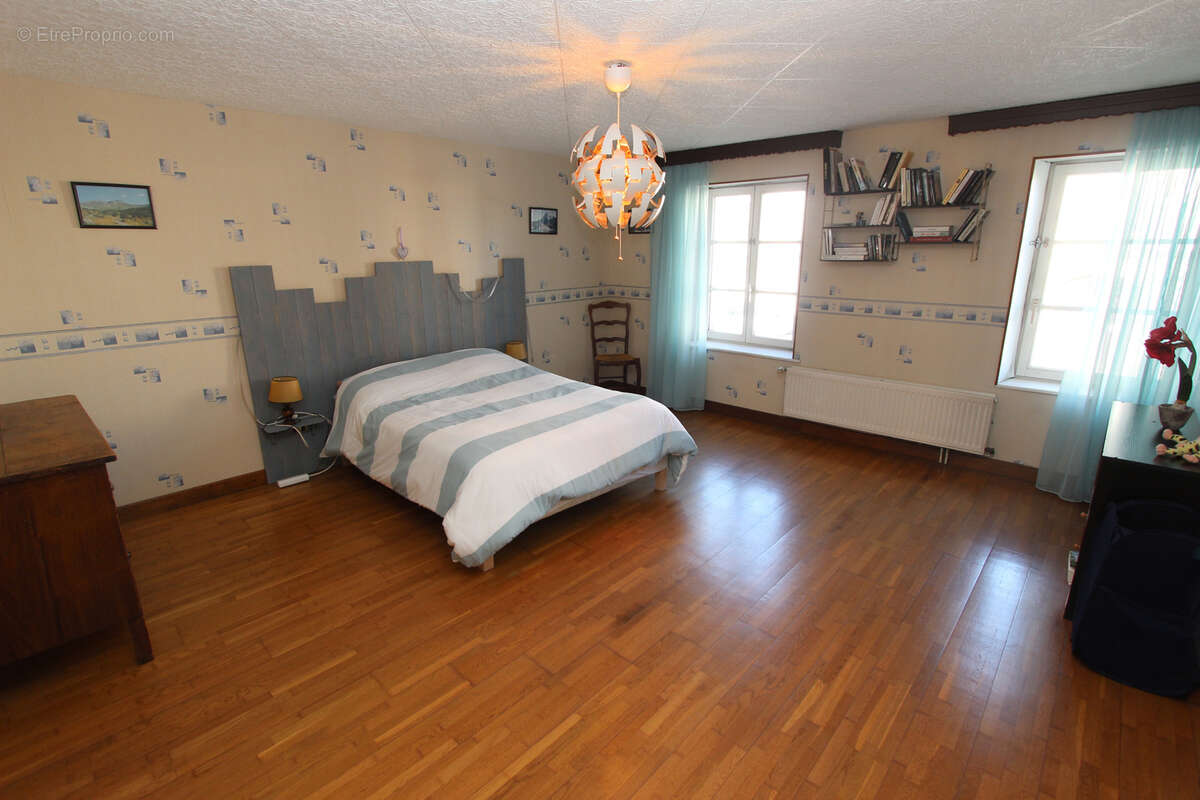 Maison à THAON-LES-VOSGES