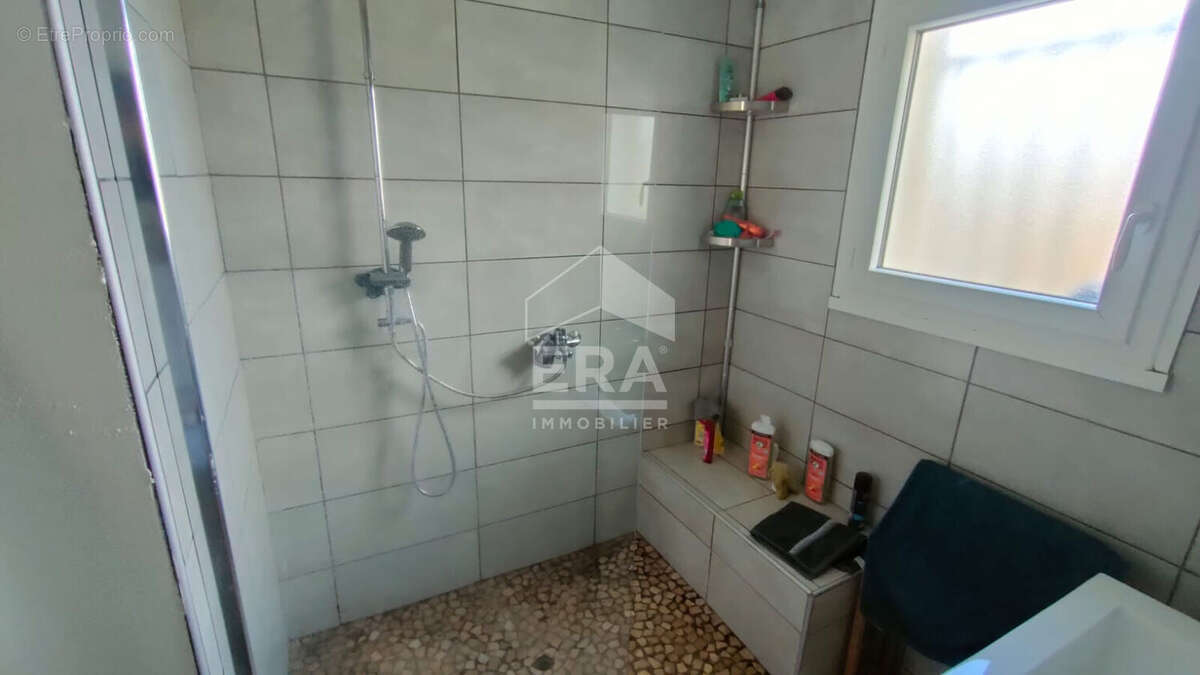 Maison à HAUTEVILLE-LOMPNES