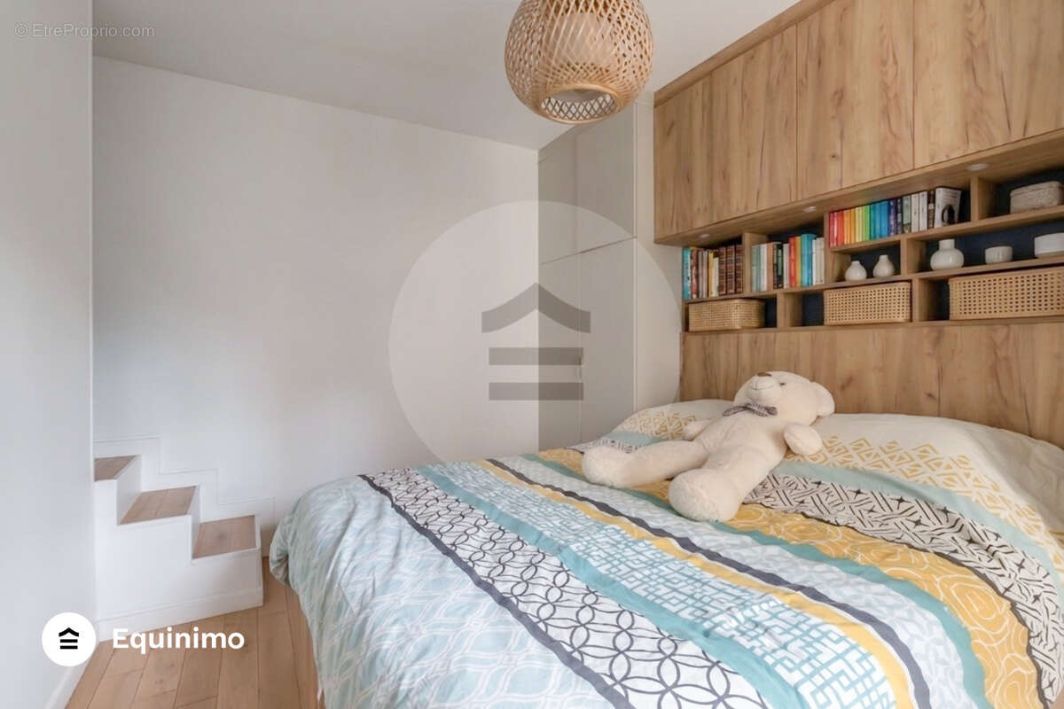 Appartement à PARIS-15E