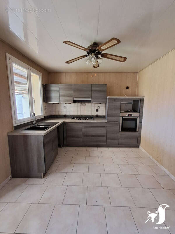 Maison 100 m² à Neuville-Saint-Remy  - photo 8