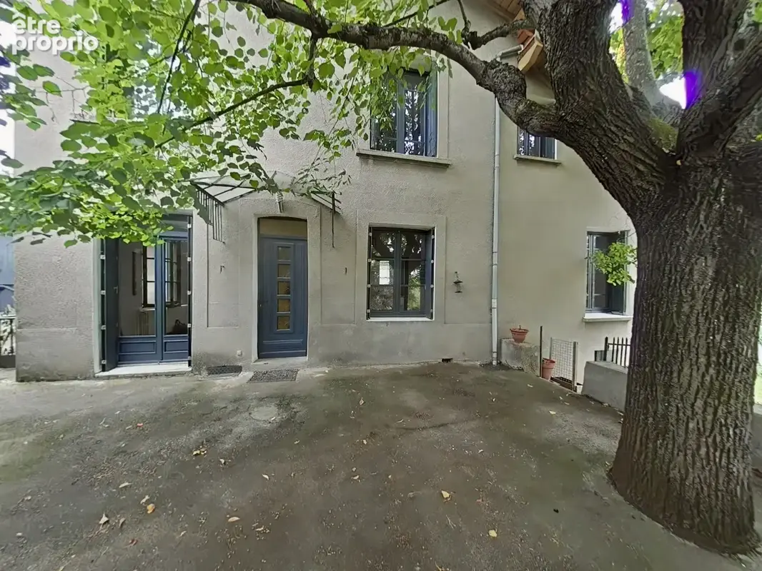 Maison à SAINT-JUST-SAINT-RAMBERT