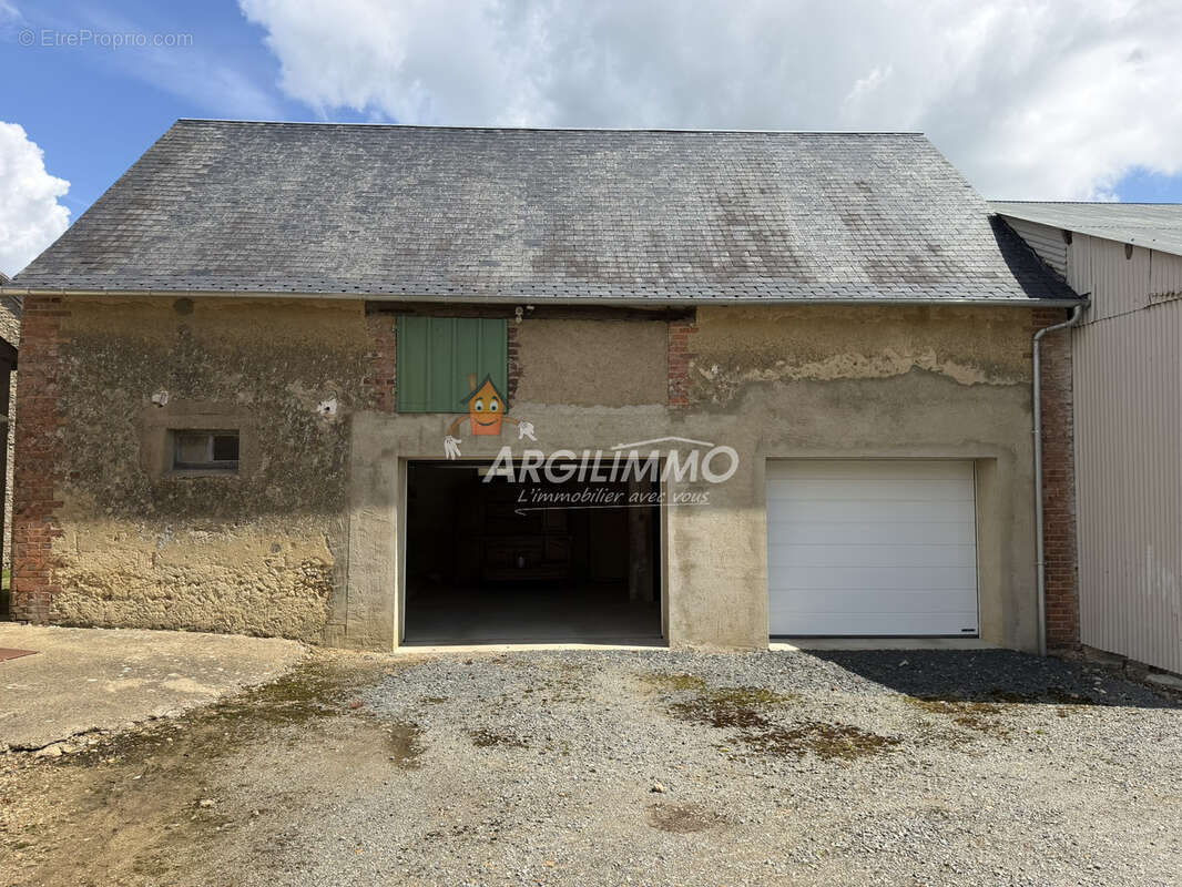 Maison à BESSE-SUR-BRAYE