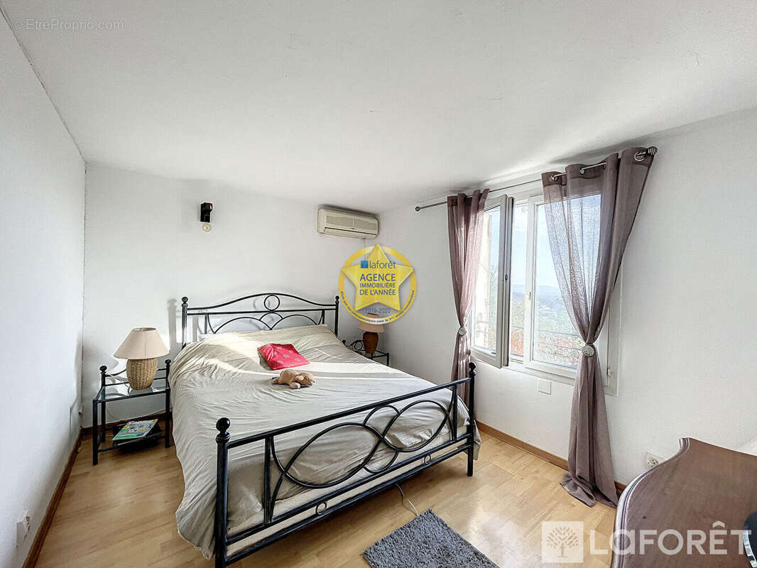 Maison à ROCHEFORT-DU-GARD