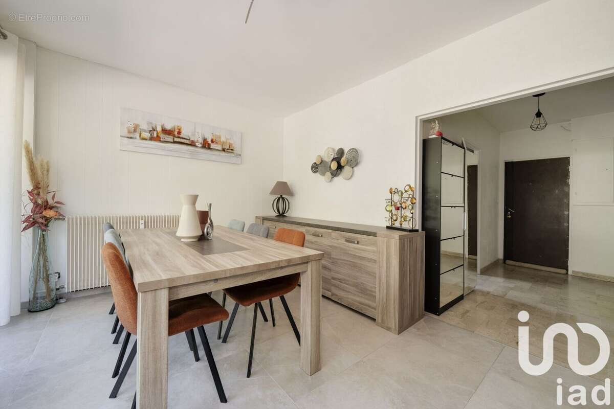 Photo 2 - Appartement à JARVILLE-LA-MALGRANGE