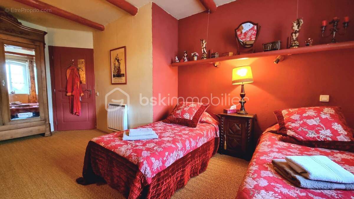 Maison à VERS-PONT-DU-GARD