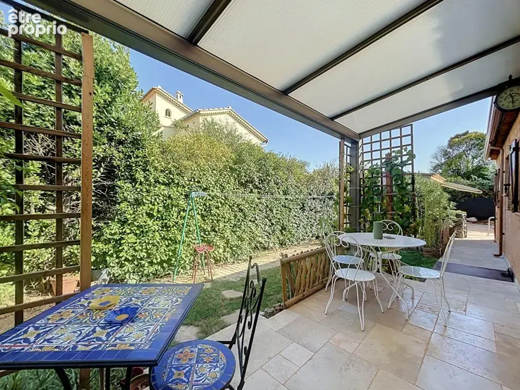 Villa plain pied Le Luc - piscine et garage - photo 10