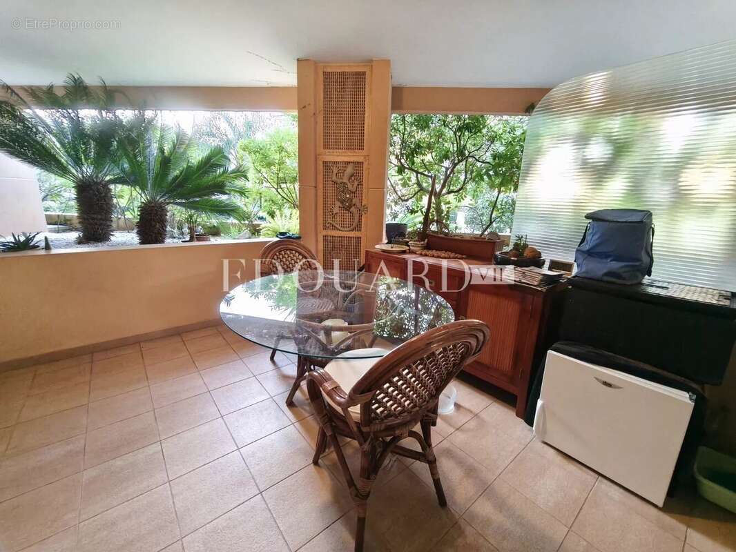 Appartement à ROQUEBRUNE-CAP-MARTIN