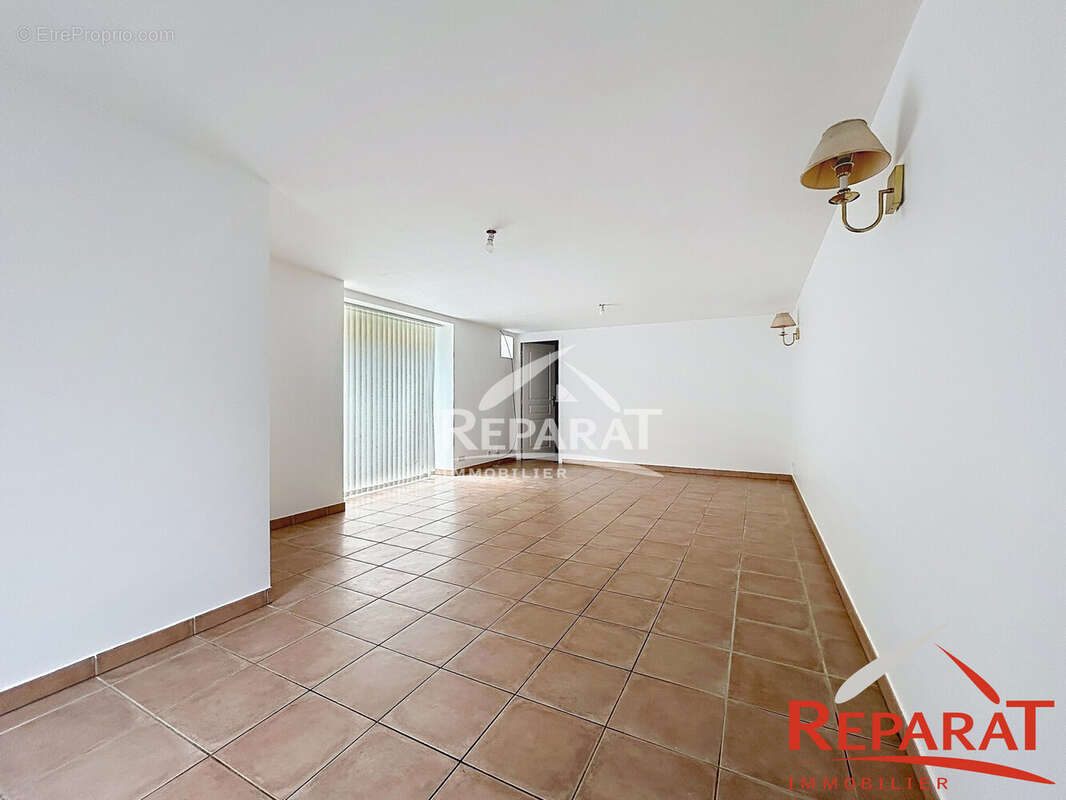 Maison à SAINT-AULAIRE