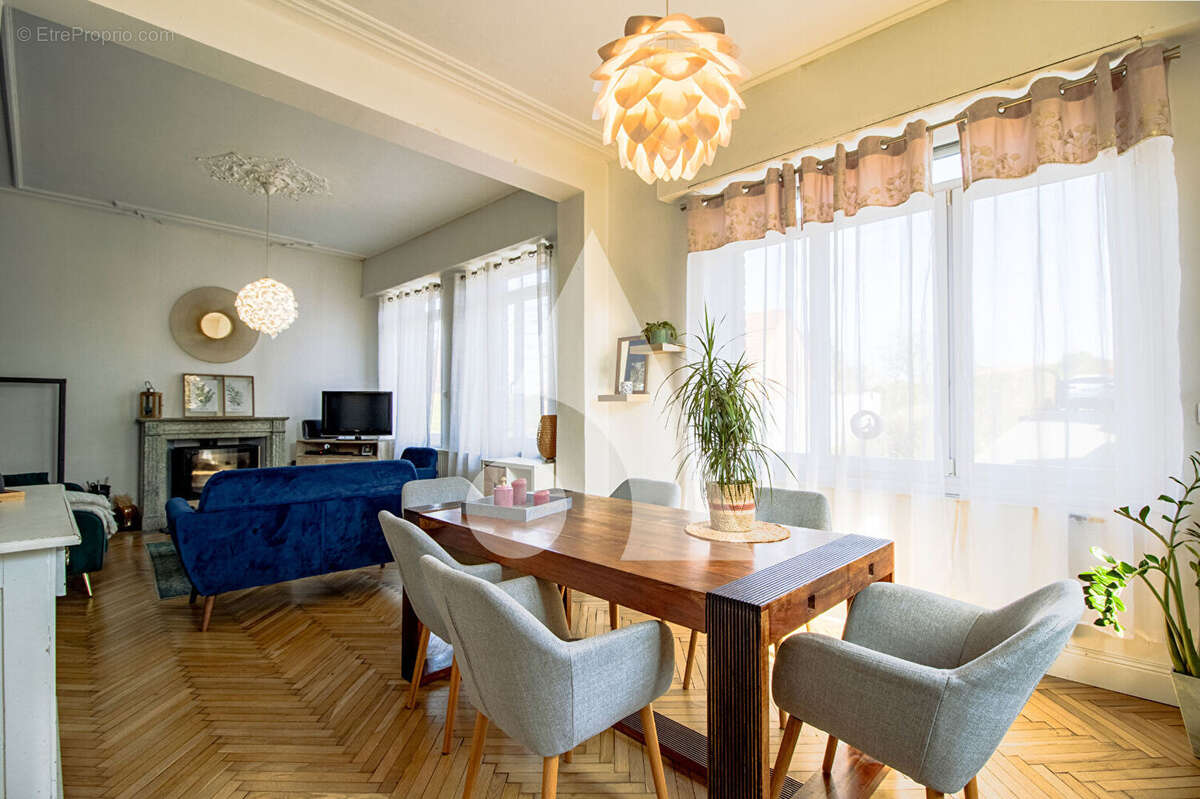 Maison à VALENCIENNES