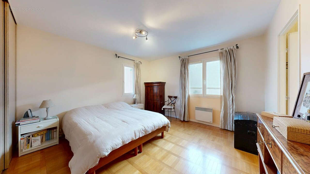 Maison à NANTERRE