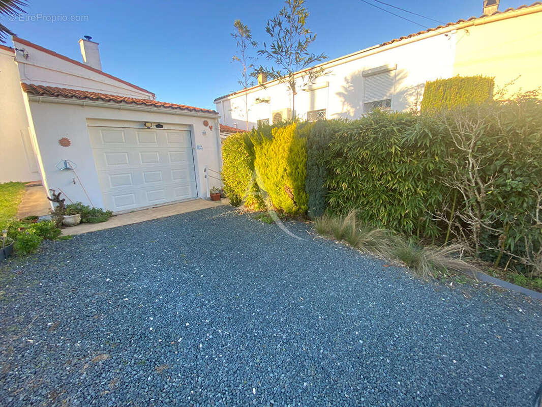 Maison à SAINT-NAZAIRE-SUR-CHARENTE