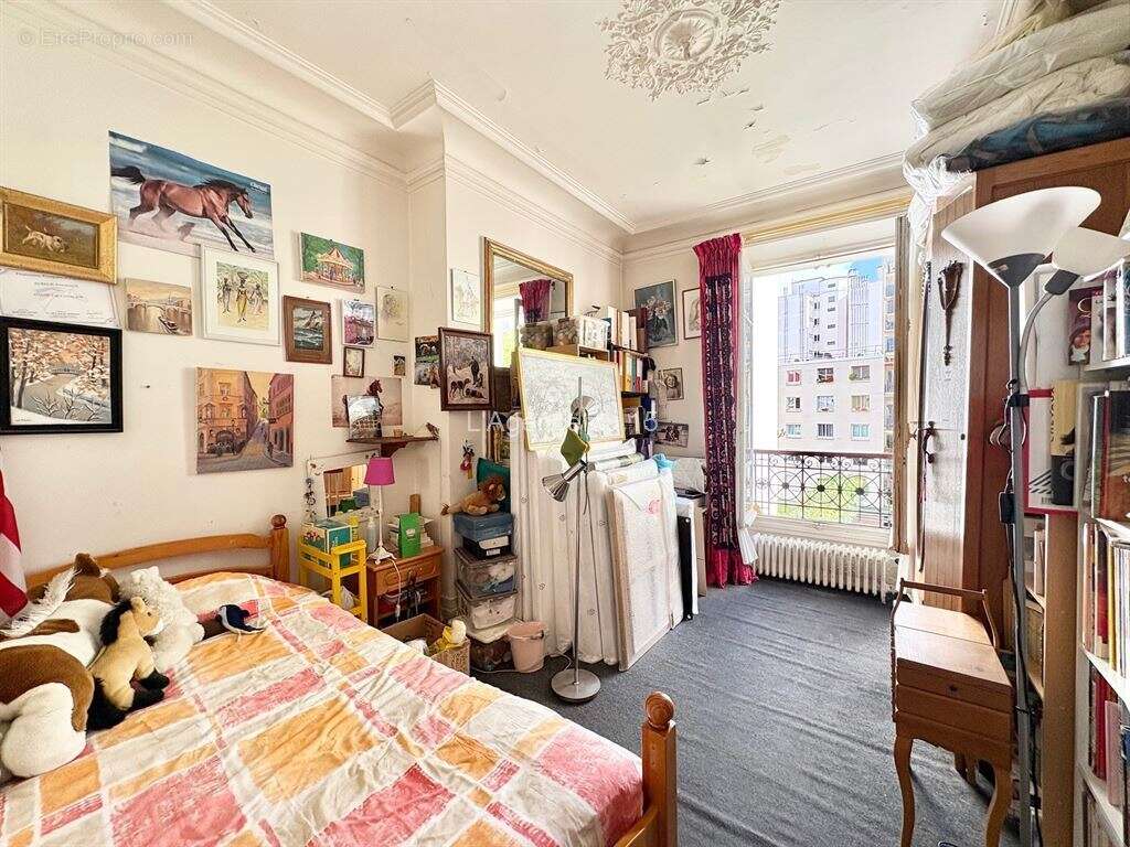 Appartement à PARIS-15E