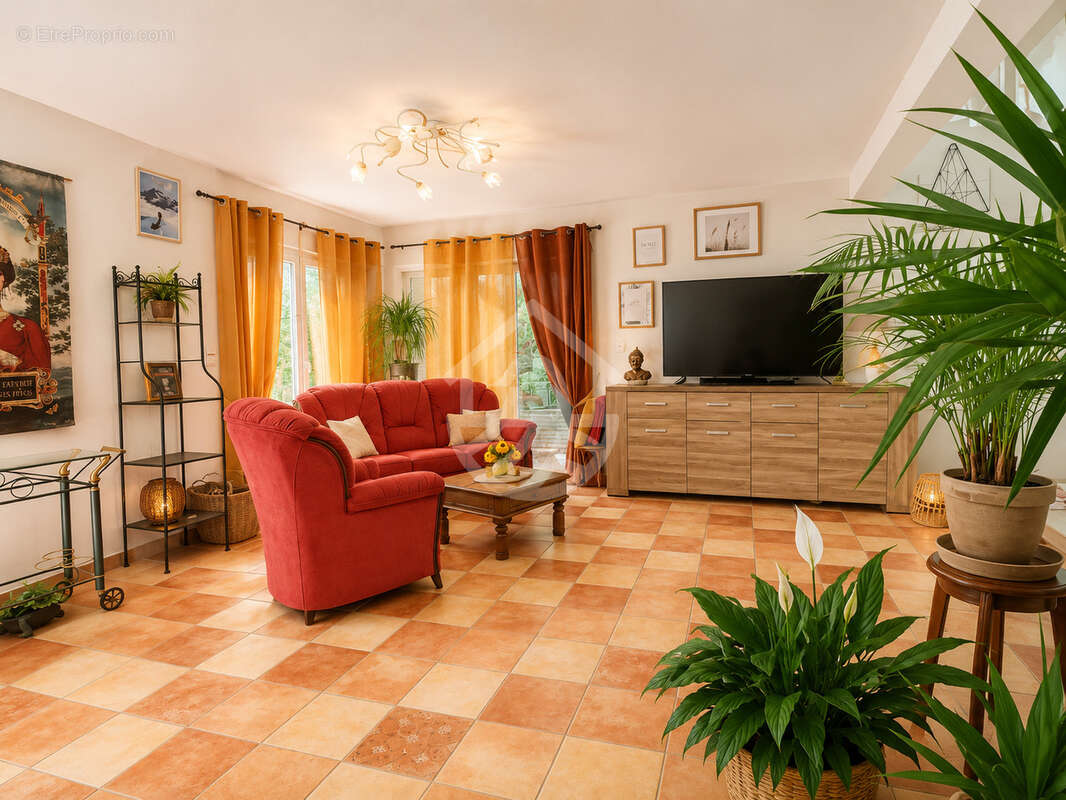 Maison à LIVRON-SUR-DROME