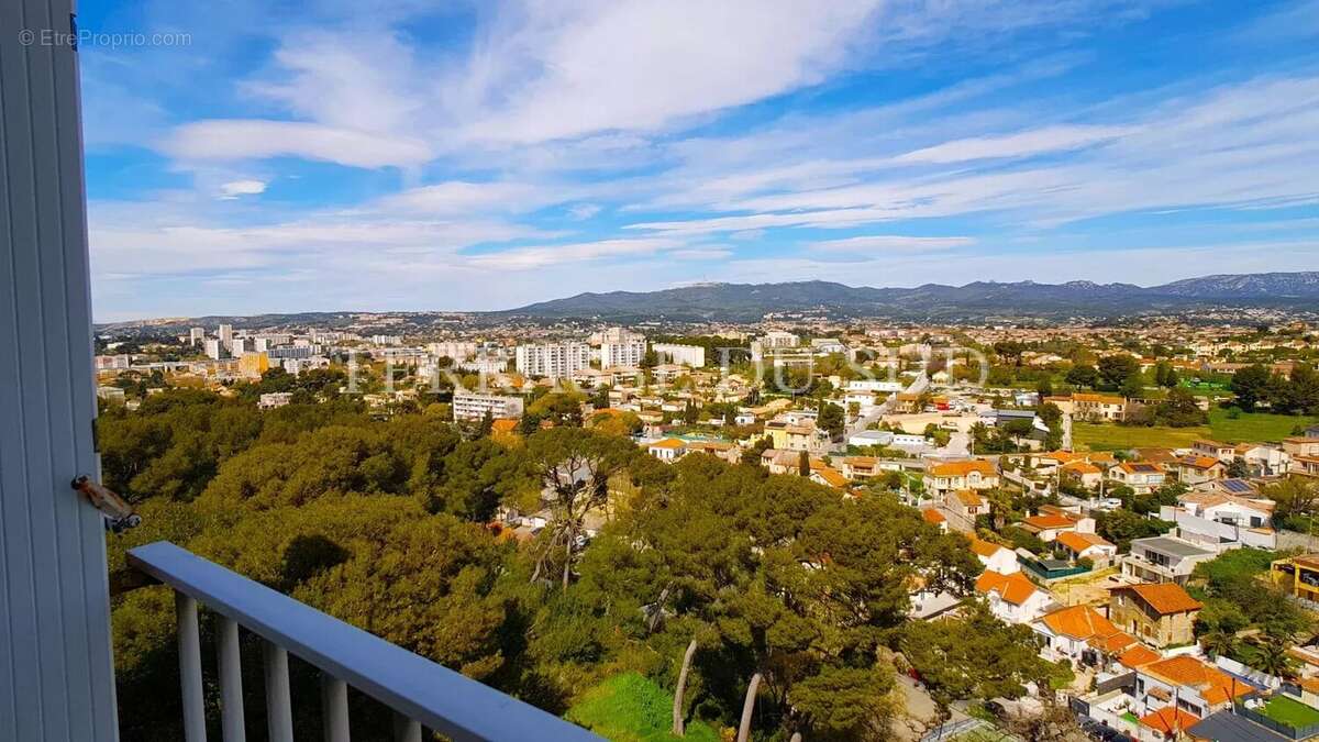 Appartement à MARSEILLE-13E