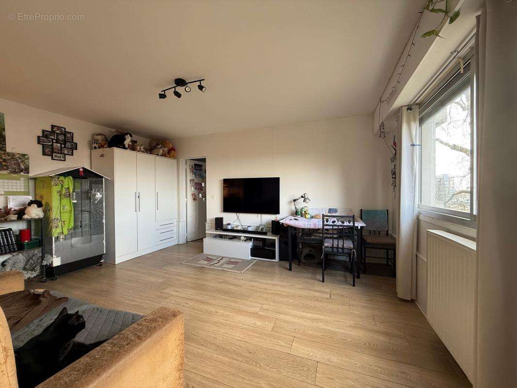 Appartement à BOISSY-SAINT-LEGER