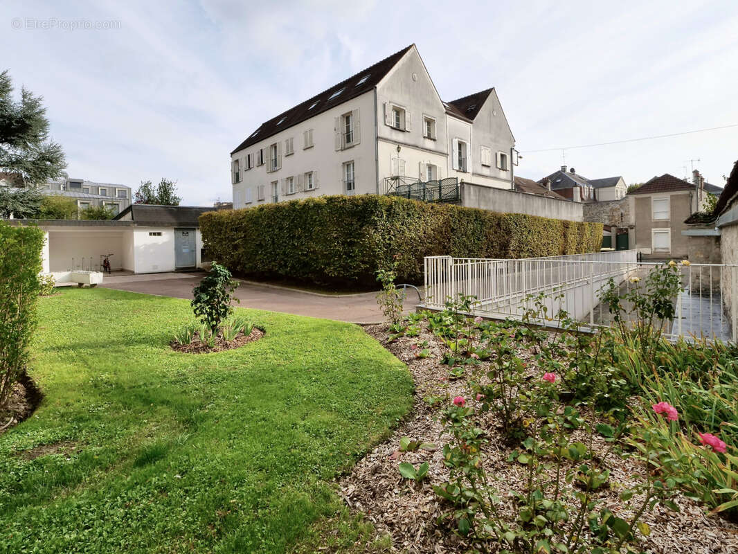 Appartement à FONTAINEBLEAU
