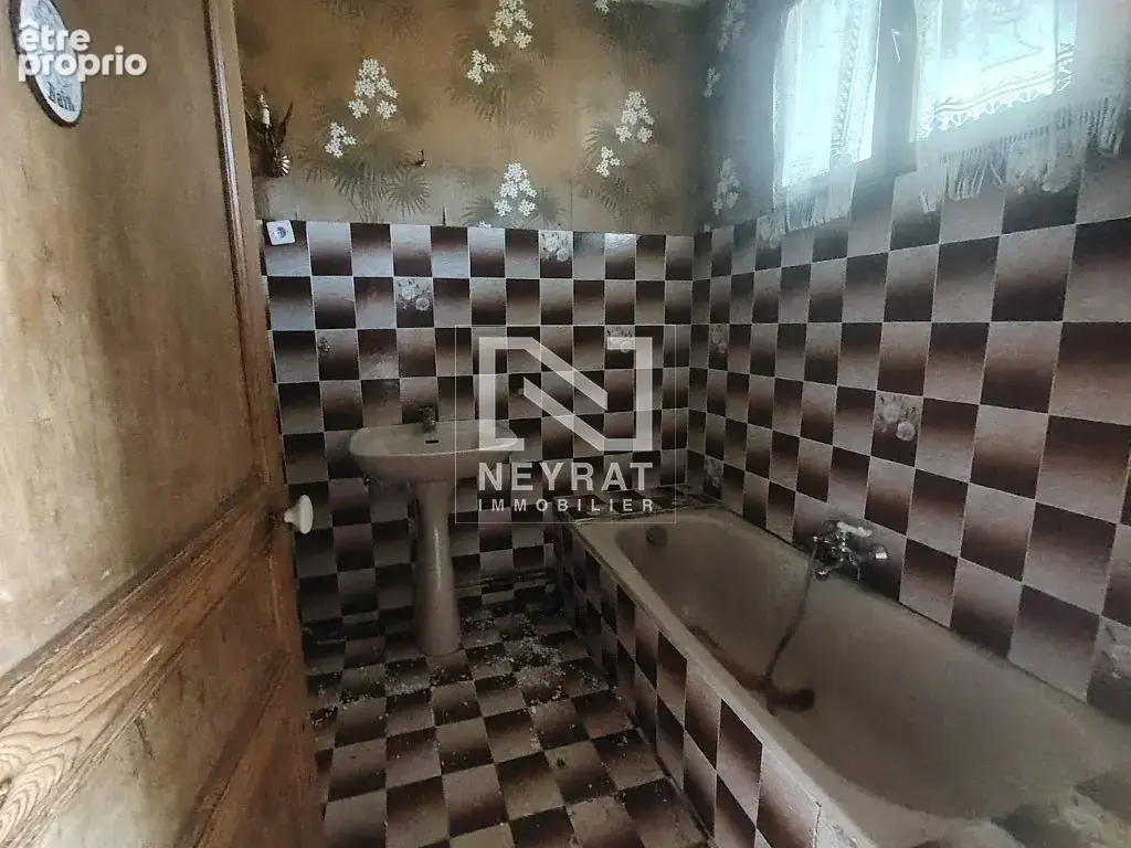 Maison de campagne de 131m² à rénover sur terrain de plus 1,5 hectare - photo 8