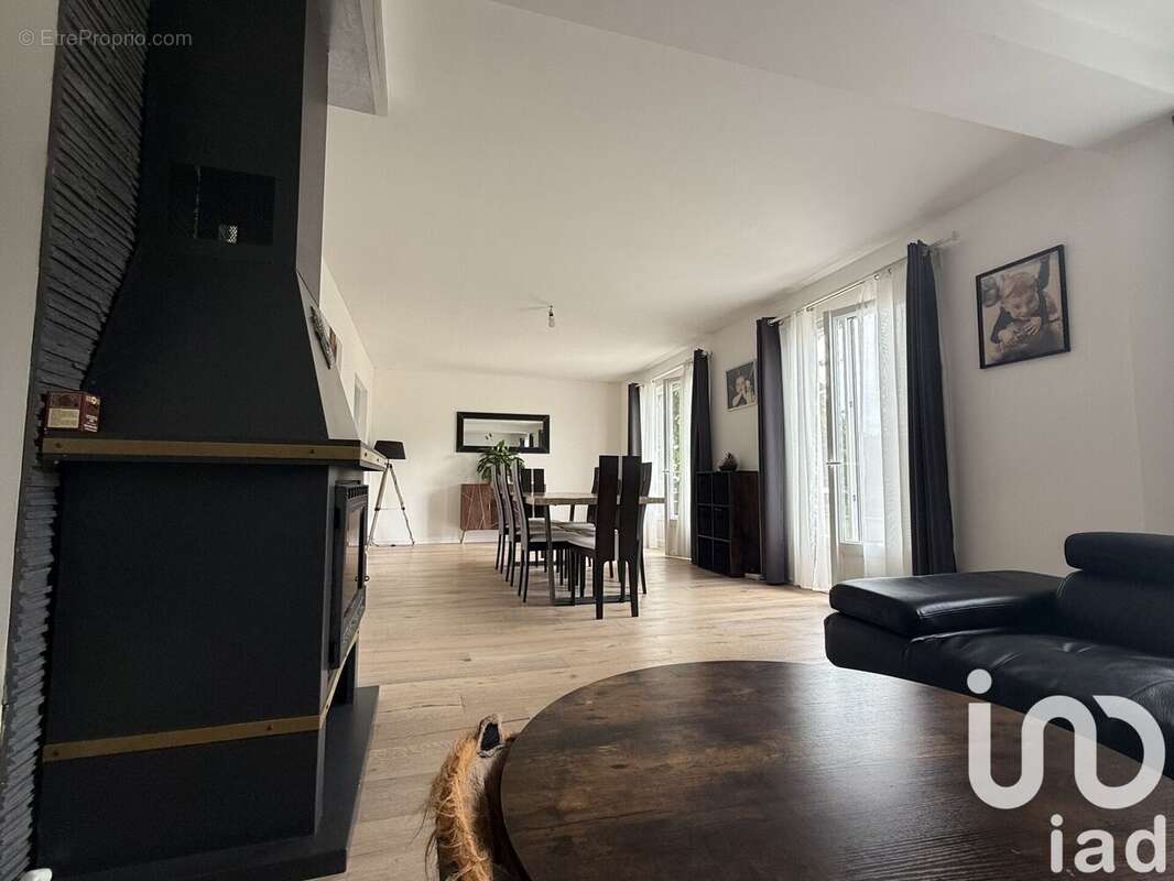 Photo 3 - Maison à LE CHATELET-EN-BRIE