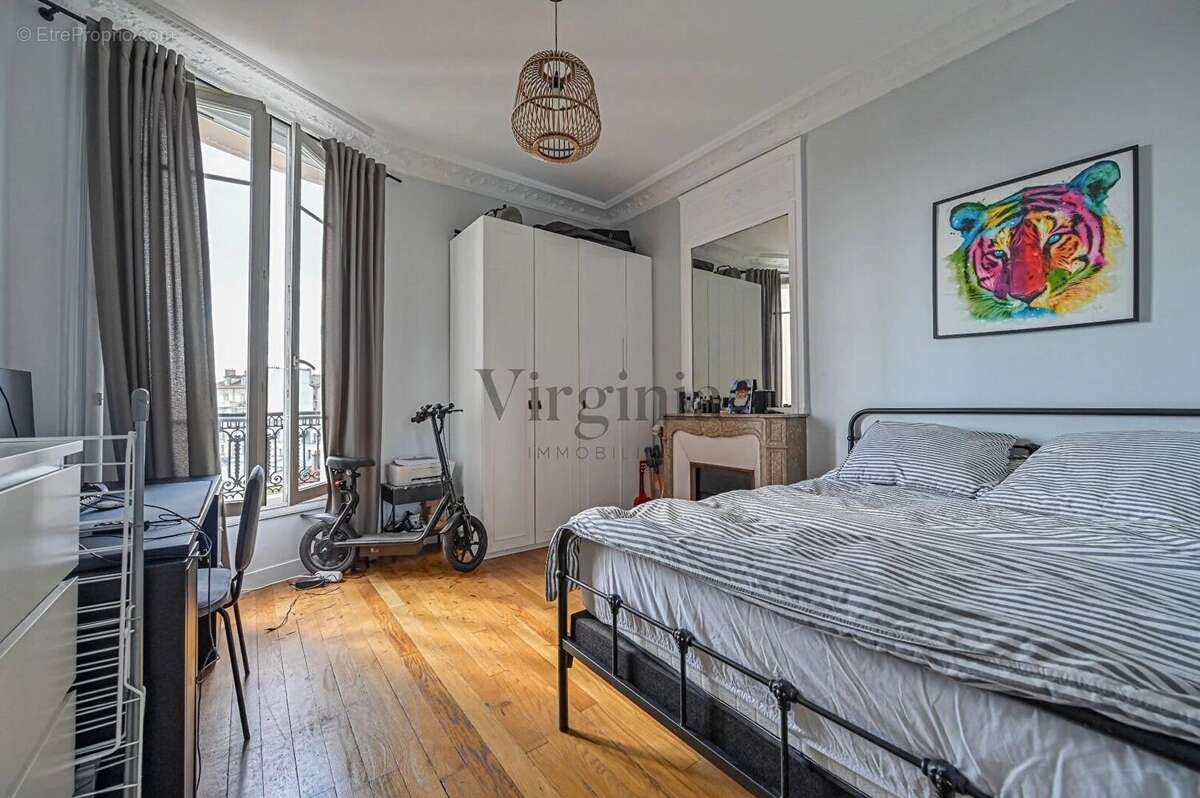 Appartement à CHARENTON-LE-PONT