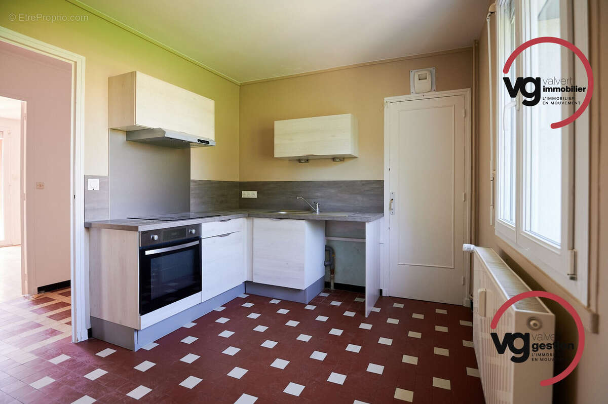 Appartement à TASSIN-LA-DEMI-LUNE