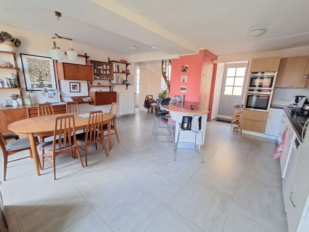 Maison à CHATEAU-GONTIER