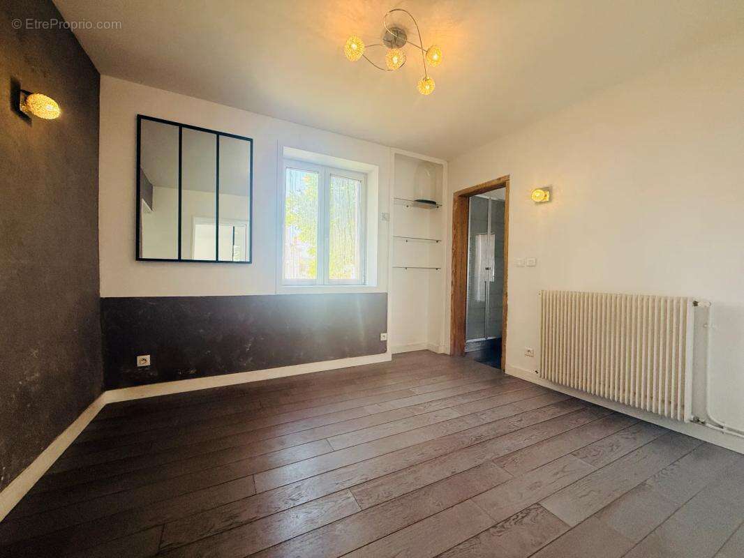 Maison de 7 pièces de 173 m² à Chamalières - photo 4