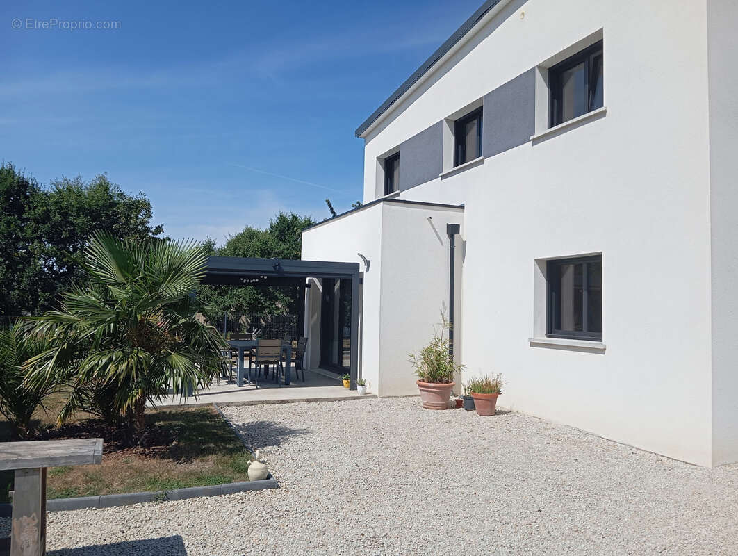 A vendre - soquet immobilier - maison familiale contemporaine - bobital - photo 12