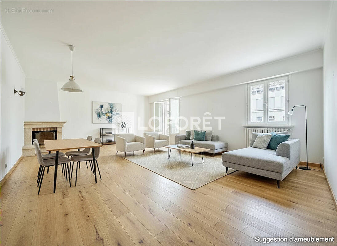 Maison à LES PONTS-DE-CE