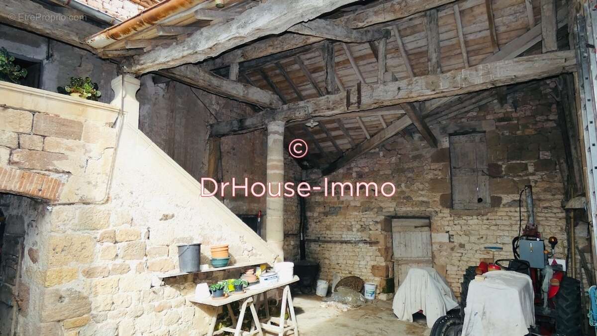 Maison 235 m² à Itzac  - photo 44