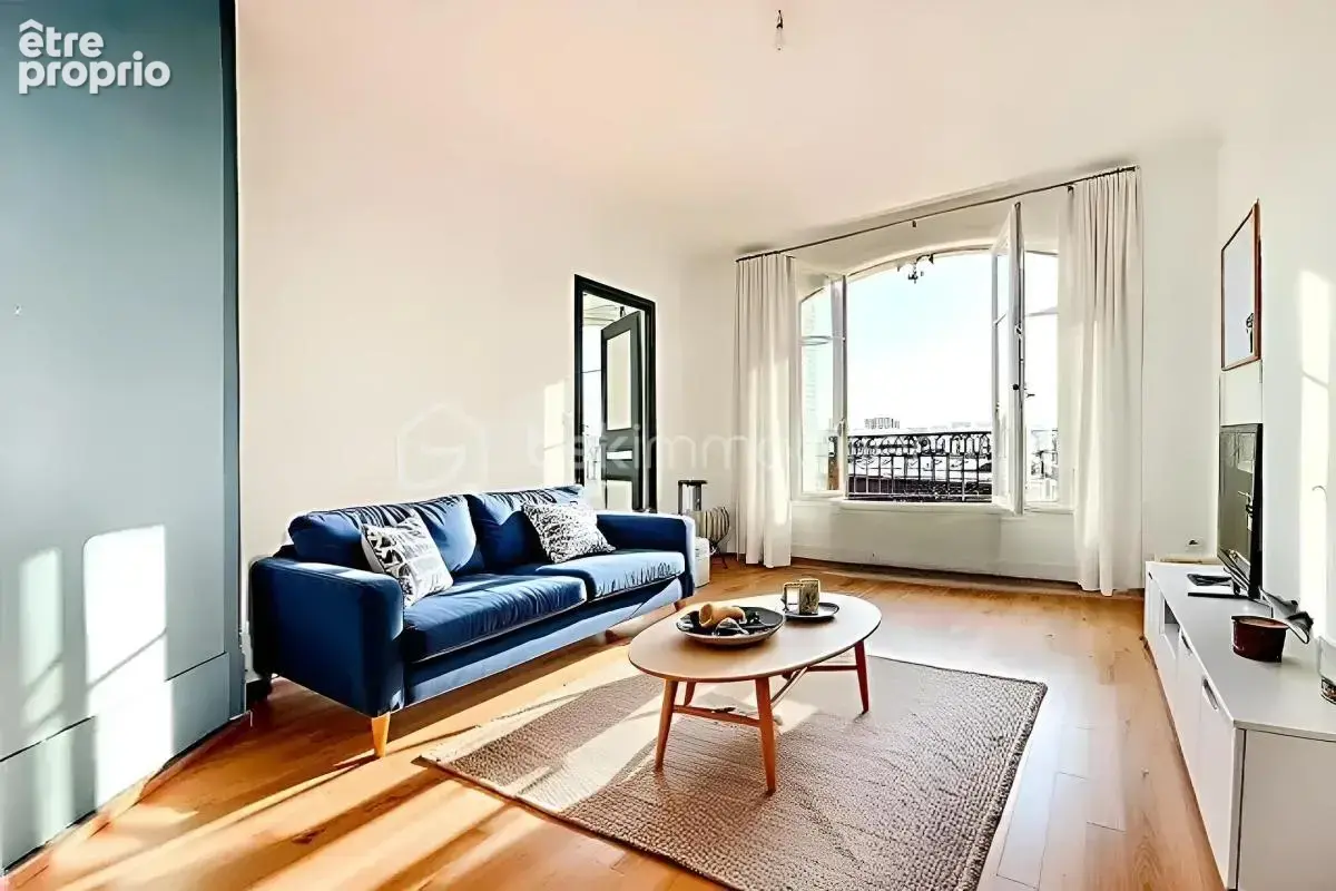 Trois pieces dernier etage, soleil, vue degagee - photo 3