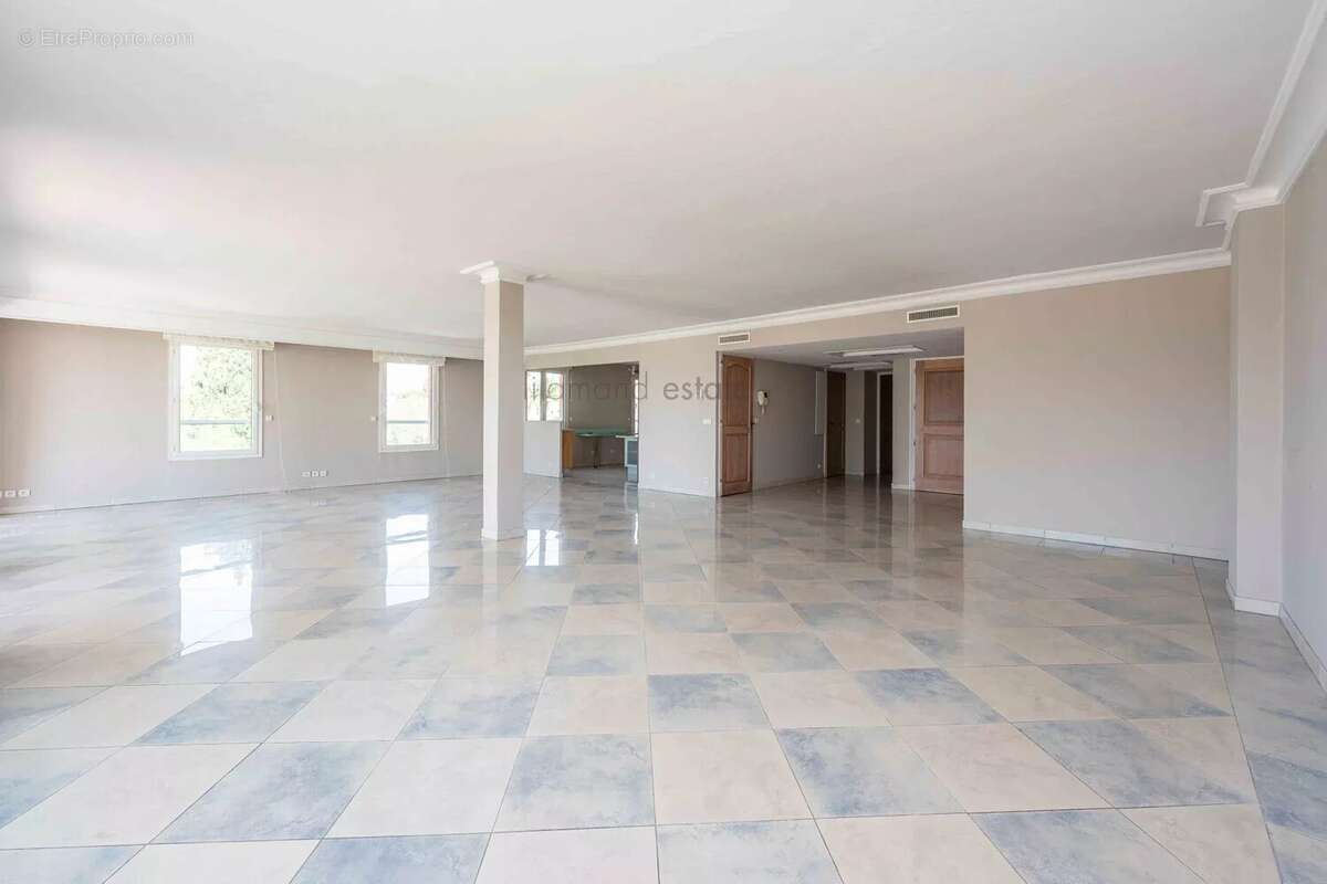 Co-exclusivité - cannes - montrose- vue mer - appartement 5 pieces - terrasse - double garage - photo 8