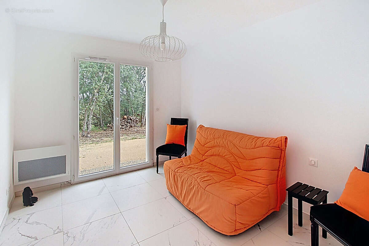 Maison à BAUDINARD-SUR-VERDON