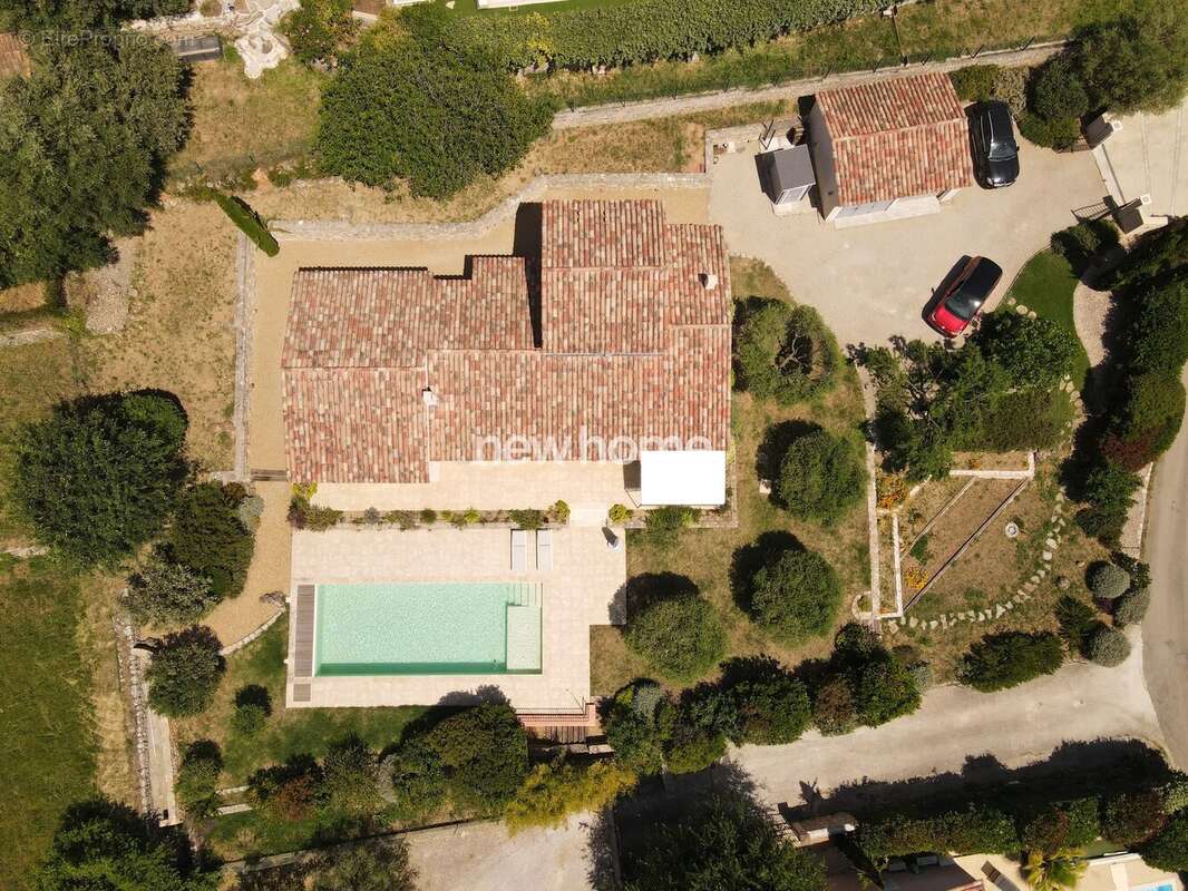 Maison à LORGUES