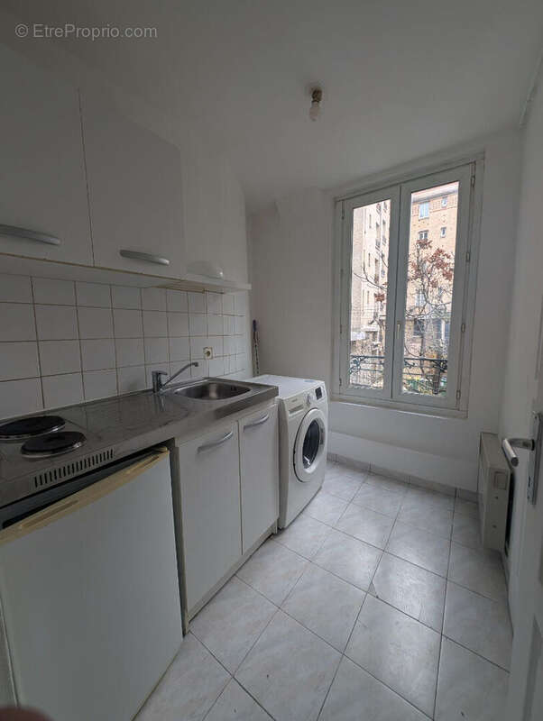 Appartement à PARIS-20E