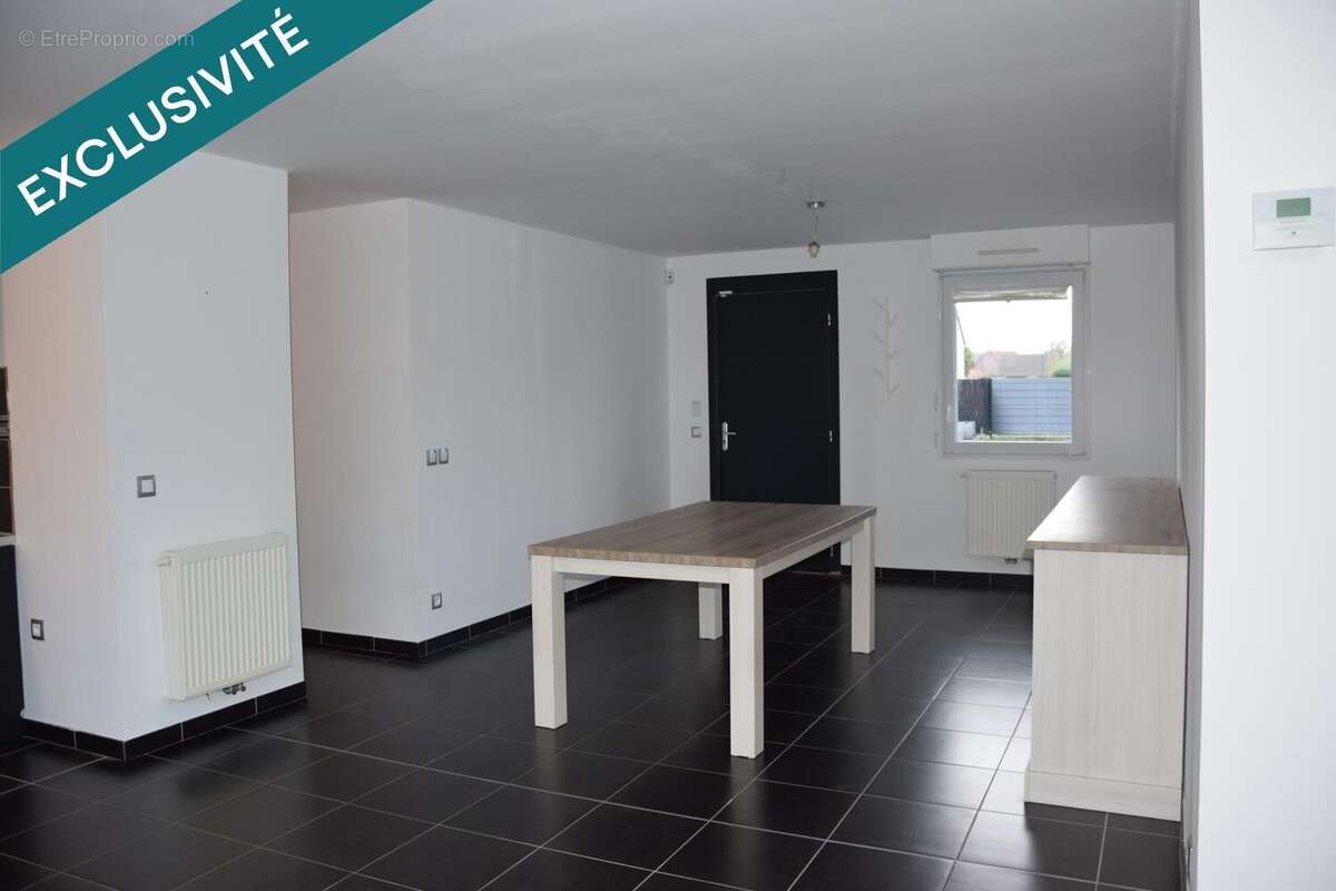 Photo 2 - Maison à EVIN-MALMAISON