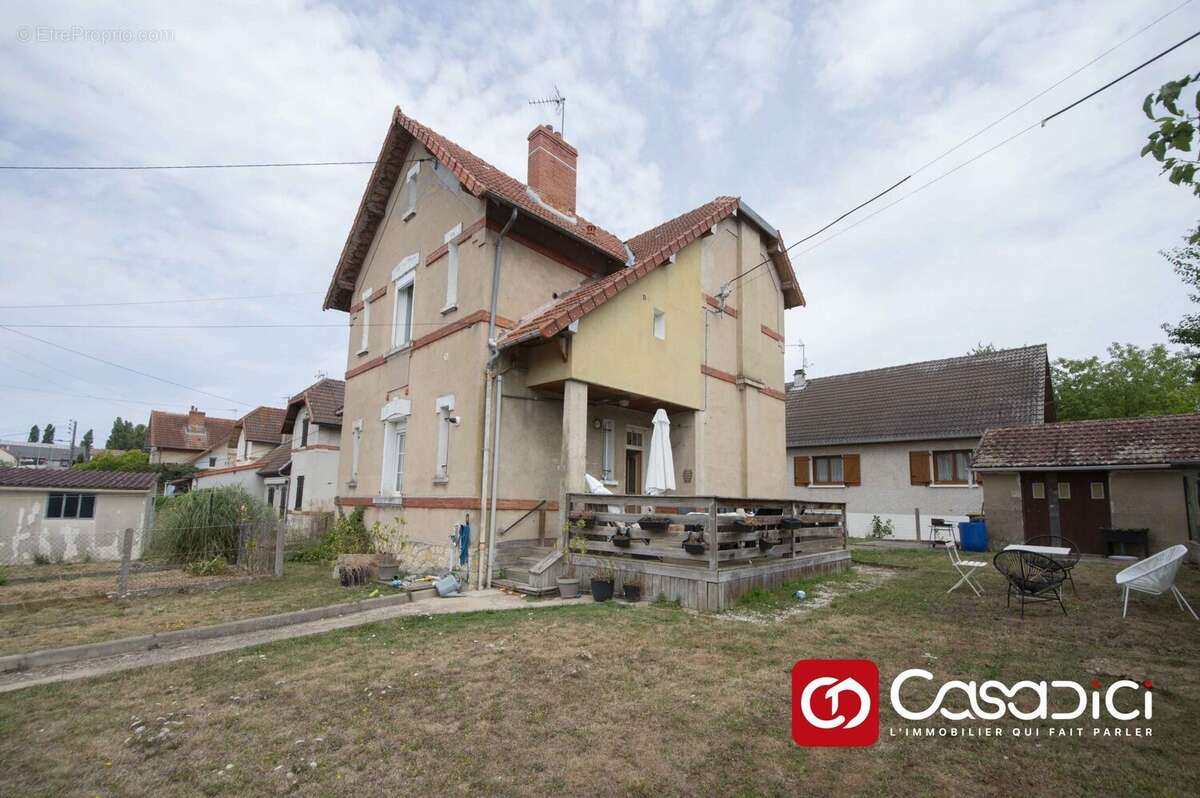 Maison à IMPHY
