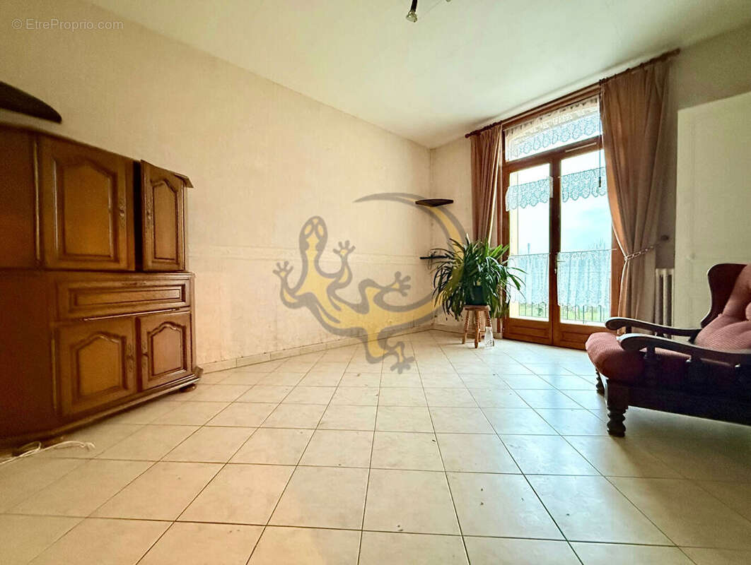 Maison à VILLERS-COTTERETS