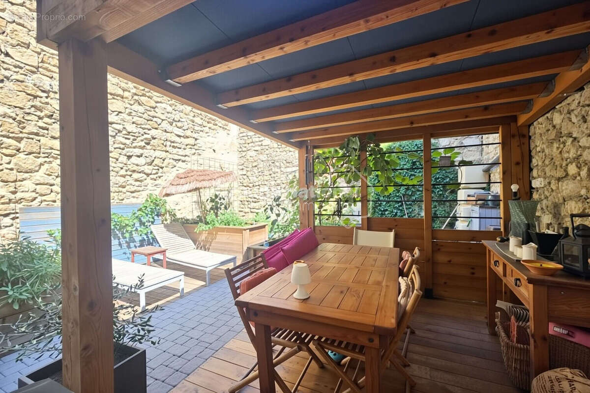 Maison à MONTFRIN