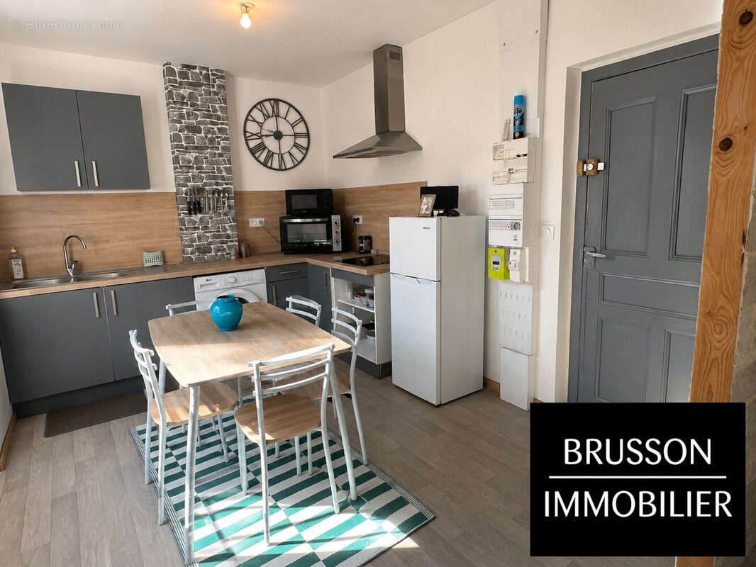 Appartement à ROQUECOURBE