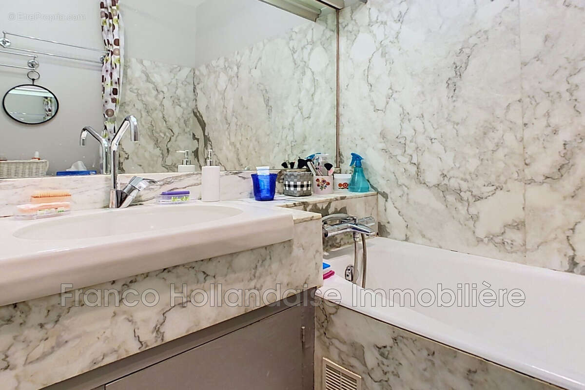 Appartement 58 m² à Antibes  - photo 8