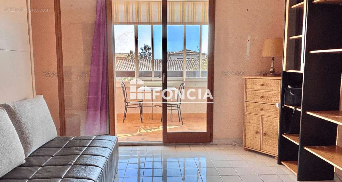 Appartement à LA LONDE-LES-MAURES